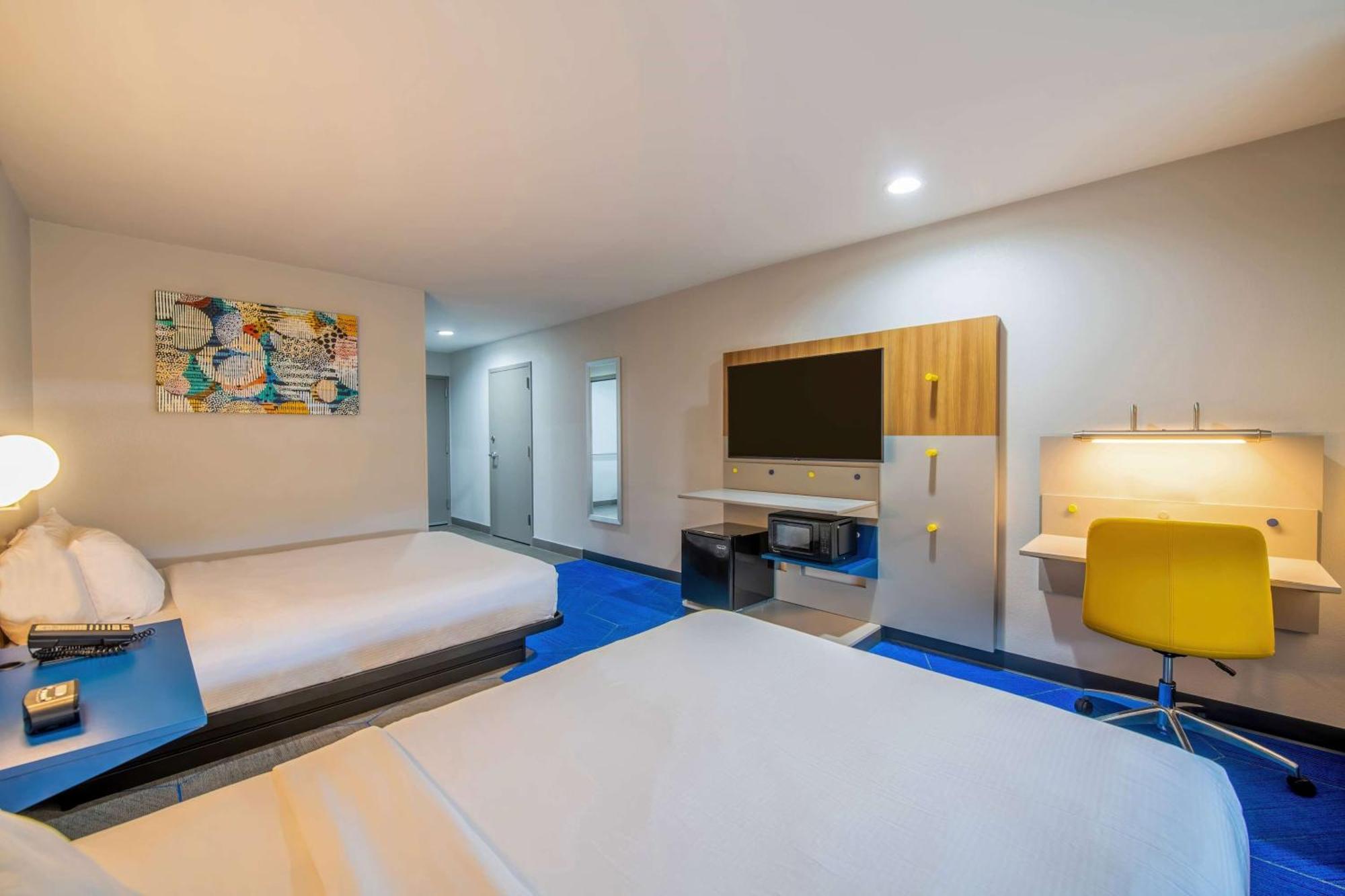 Microtel And By Wyndham Sc 2* Anderson