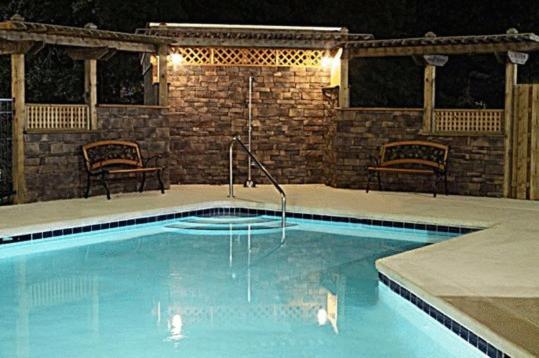 Microtel And By Wyndham Sc Anderson
