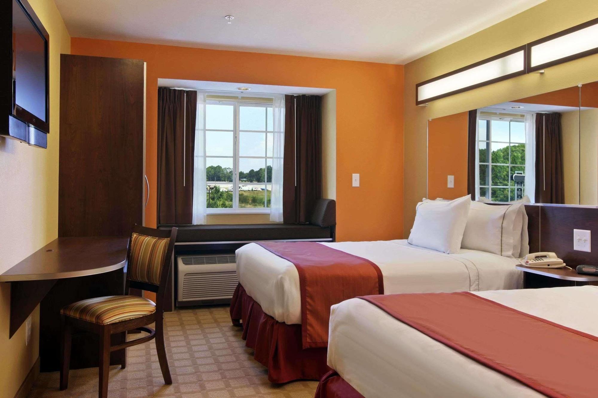 Microtel And By Wyndham Sc 2*